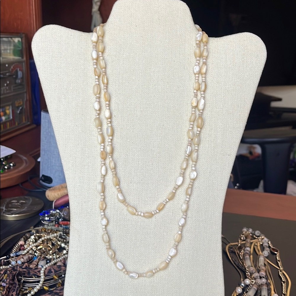 Chic vintage Cream and White Beaded Long Necklace